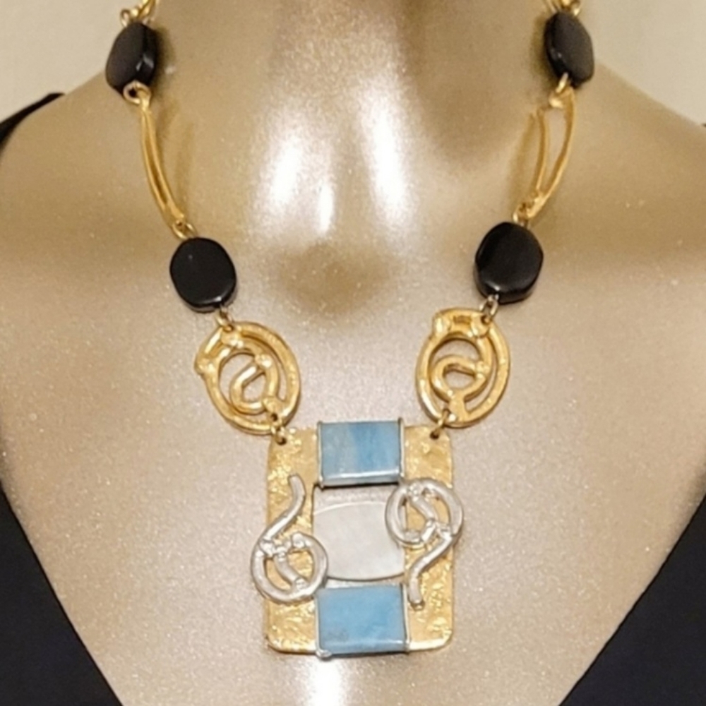 VINTAGE COUTURE SIGNED J. JANSEN RUNWAY NECKLACE